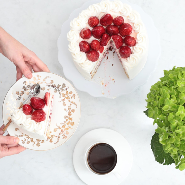Tarta de fresas con nata